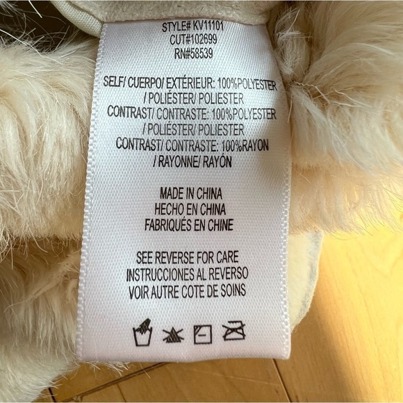 Kut from the Kloth cream faux fur open drape vest size medium - Picture 6 of 6